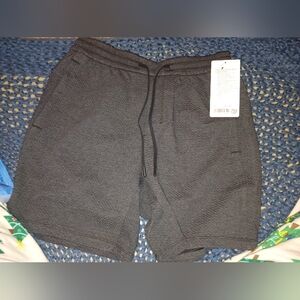 Lululemon Textured Double Knit Cotton Short 7"